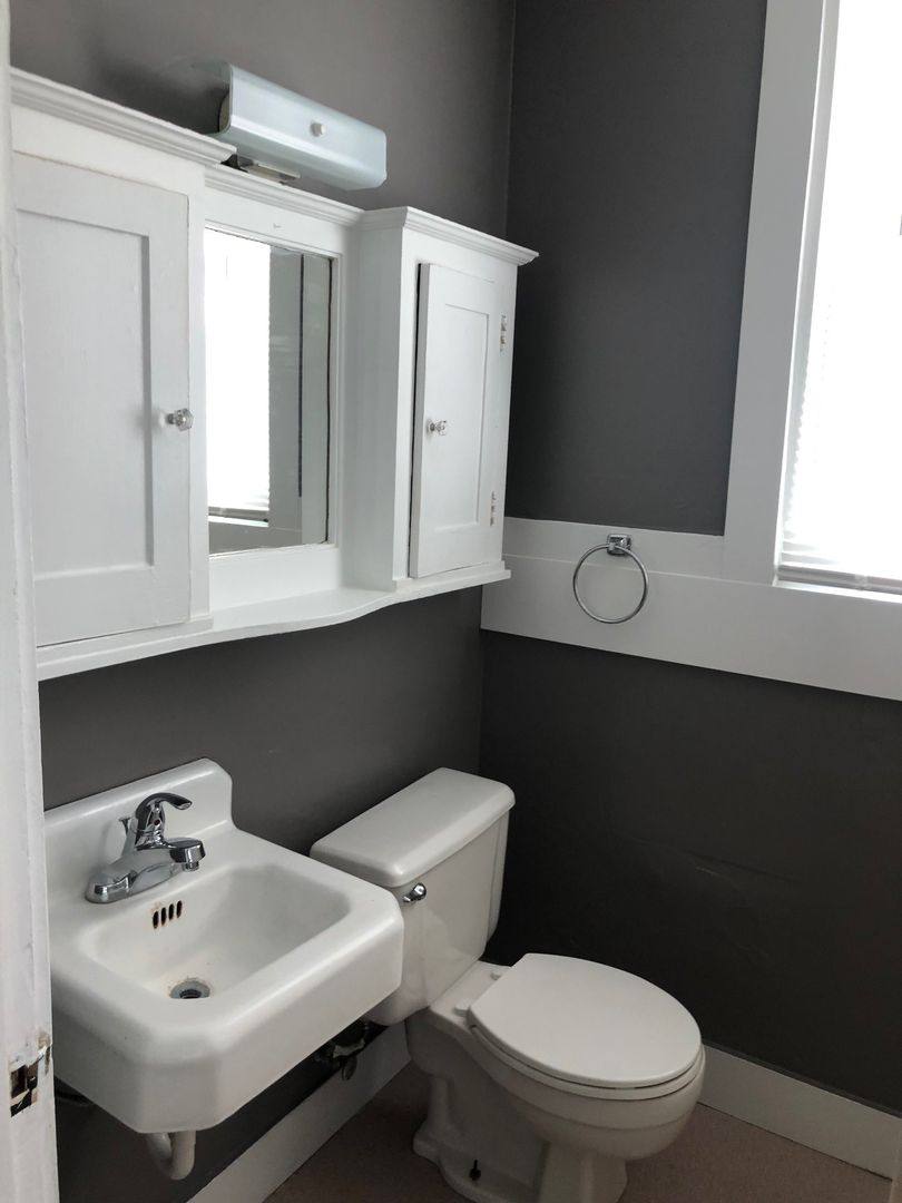 Apartment for rent at 385-387 Catherine, Walla Walla, WA 99362