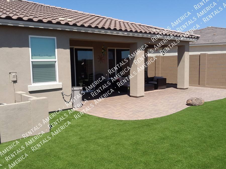 Townhouse for rent at 5077 N 145th Dr, Litchfield Park, AZ 85340