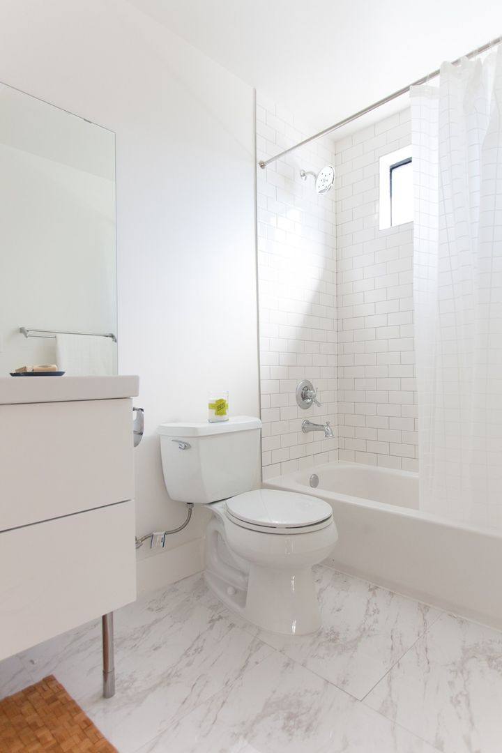 Apartment for rent at 807 N Madison Ave, Los Angeles, CA 90029