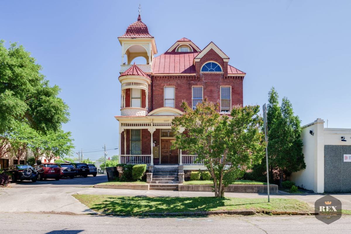 Apartment for rent at 1107 Greene St, Augusta, GA 30901