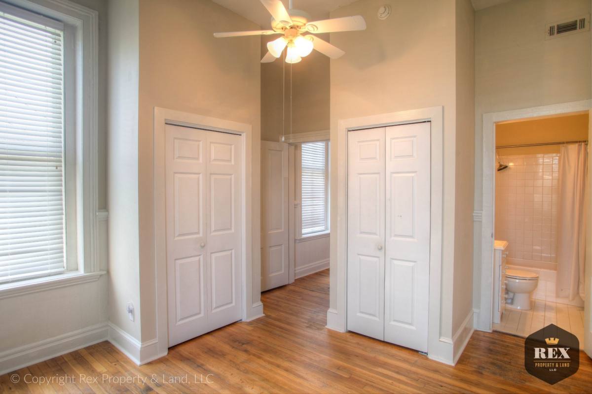 Apartment for rent at 1107 Greene St, Augusta, GA 30901