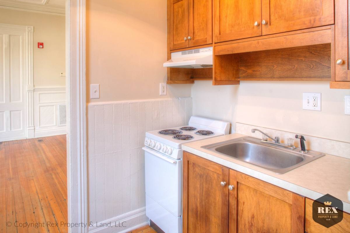 Apartment for rent at 1107 Greene St, Augusta, GA 30901
