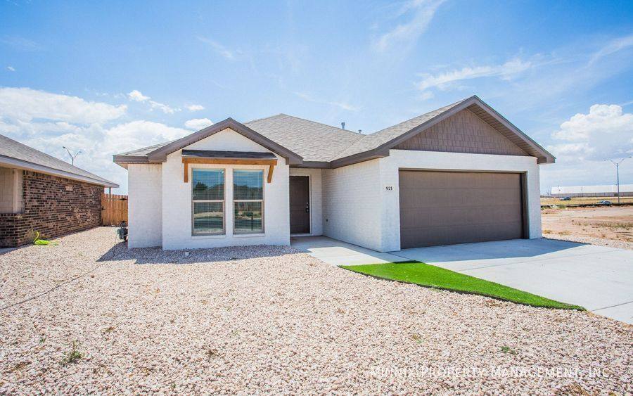 House for rent at 921 Tulane St, Lubbock, TX 79403