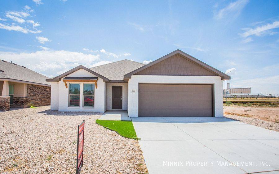 House for rent at 921 Tulane St, Lubbock, TX 79403