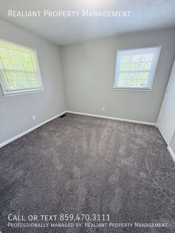 House for rent at 246 Medlock Rd, Lexington, KY 40517