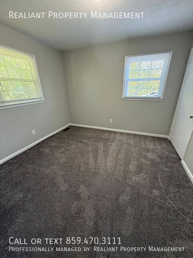 House for rent at 246 Medlock Rd, Lexington, KY 40517