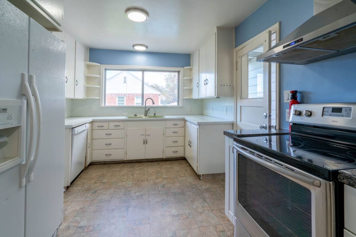 Apartment for rent at 552 E 10th St, Ogden, UT 84404