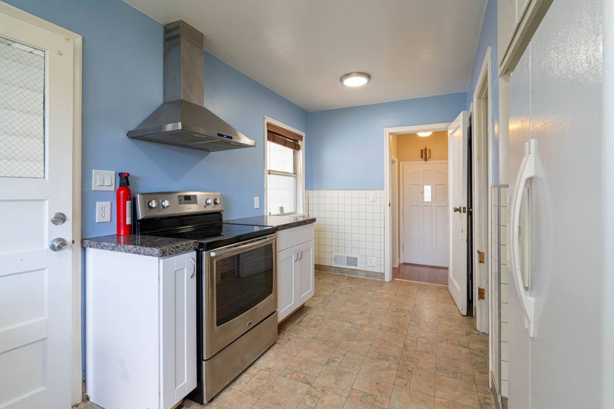 Apartment for rent at 552 E 10th St, Ogden, UT 84404