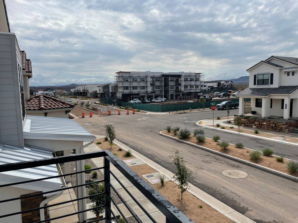 House for rent at 750 W Scarlet Hill Dr, Saint George, UT 84790