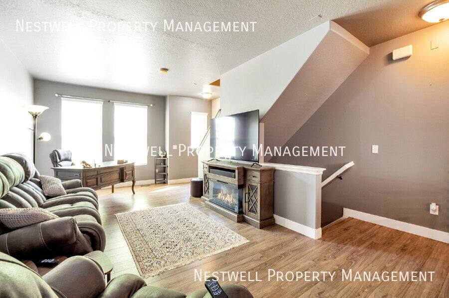 Townhouse for rent at 7378 S Shelby View Dr, Midvale, UT 84047