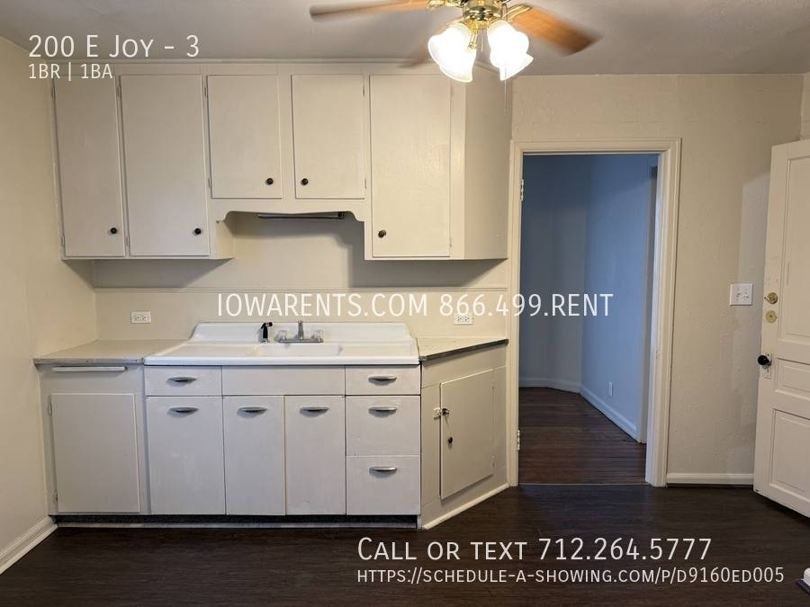 Apartment for rent at 200 E Joy #3, Red Oak, IA 51566