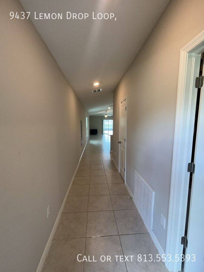 House for rent at 9437 Lemon Drop Loop, Sun City Center, FL 33573