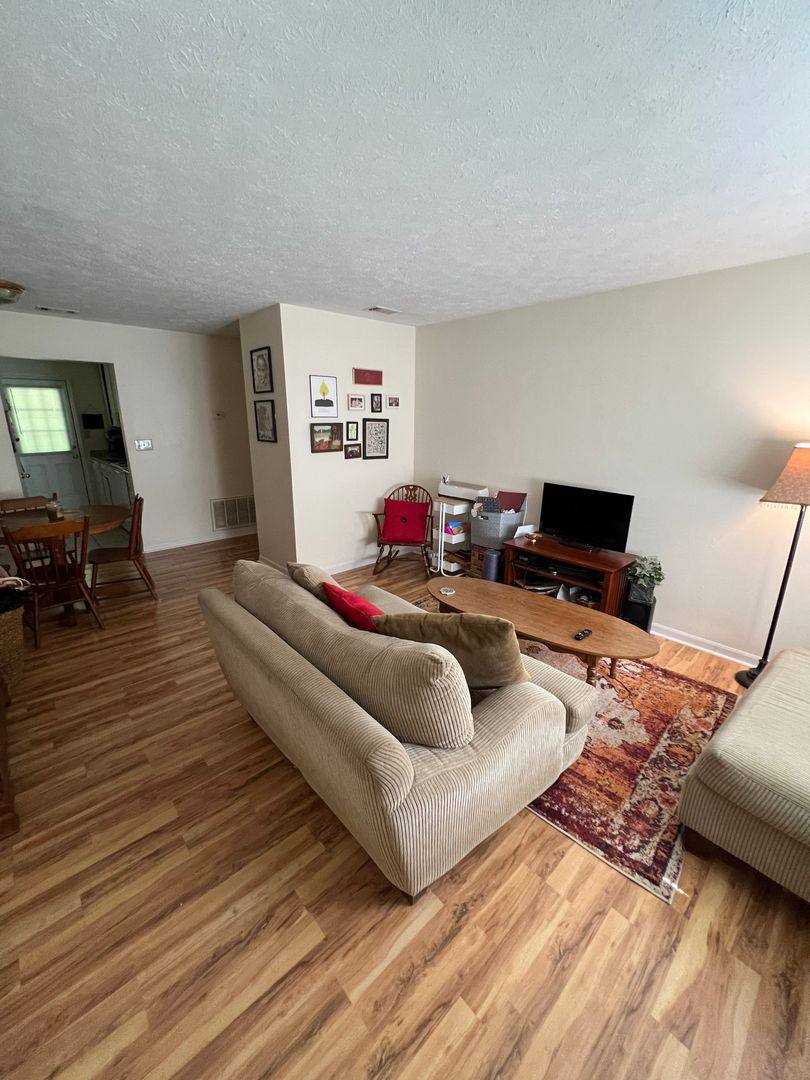 House for rent at 627 Whit Davis Rd, Athens, GA 30605