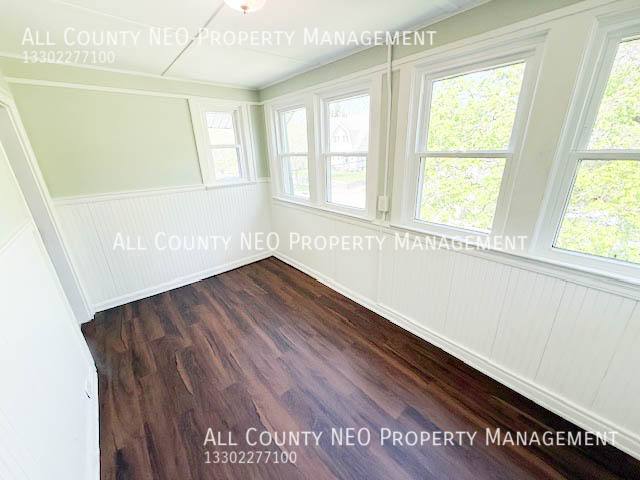 Apartment for rent at 126 E Mapledale Ave #B, Akron, OH 44301