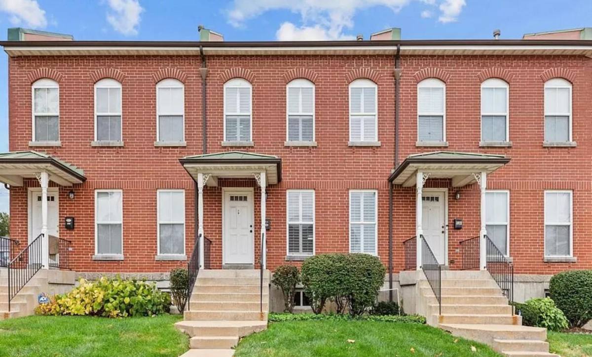 House for rent at 3920 Folsom, Saint Louis, MO 63110