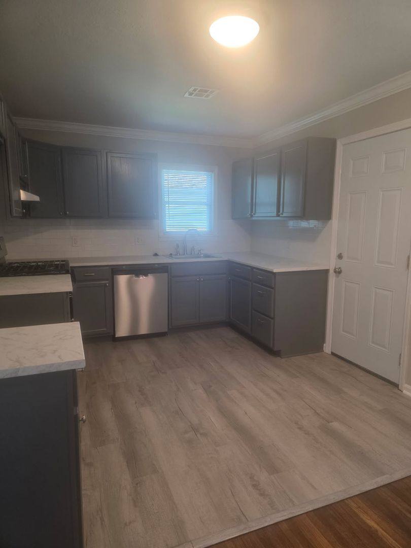 House for rent at 4957 S Boston Place, Tulsa, OK 74105