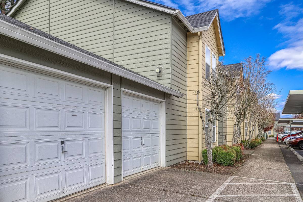 Apartment for rent at 13608 NE 72nd St, Vancouver, WA 98682