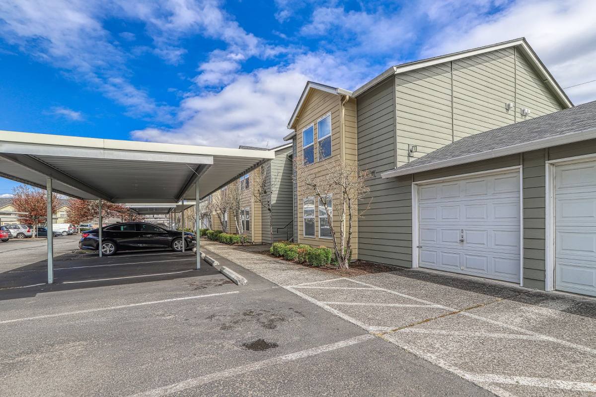 Apartment for rent at 13608 NE 72nd St, Vancouver, WA 98682