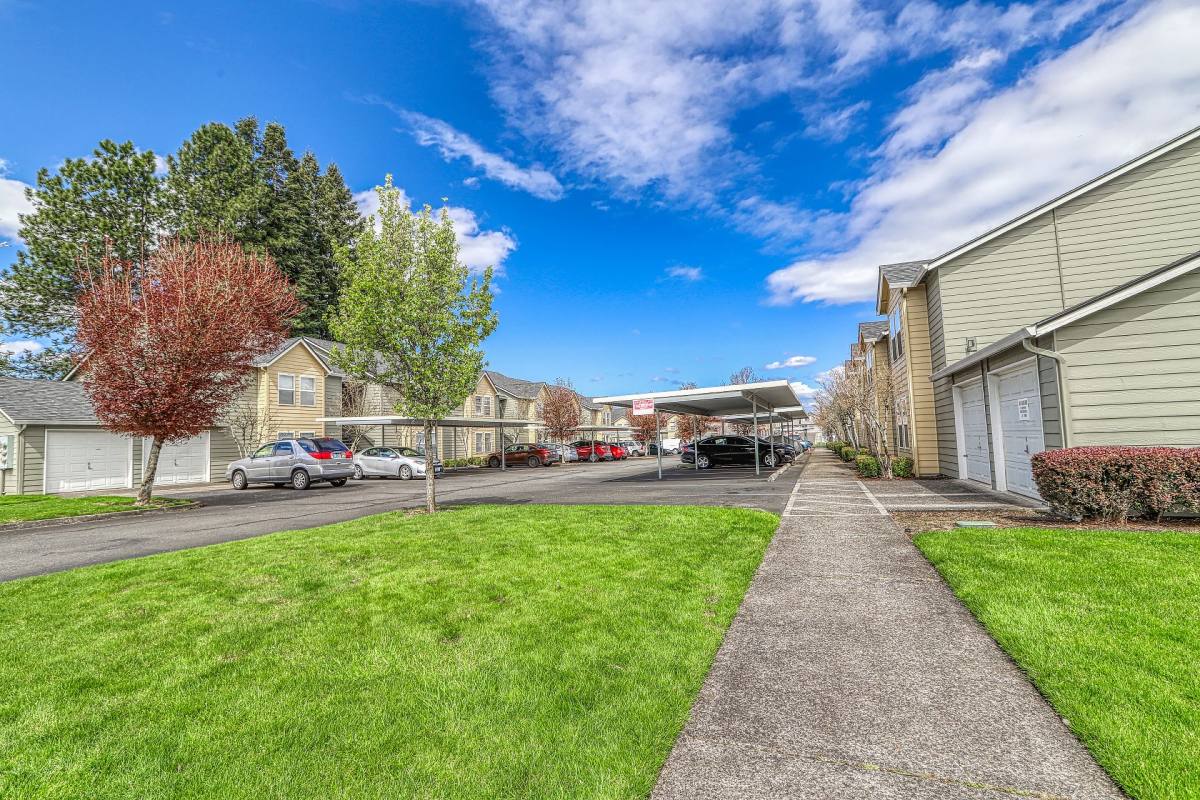 Apartment for rent at 13608 NE 72nd St, Vancouver, WA 98682
