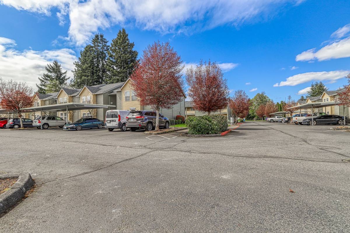 Apartment for rent at 13608 NE 72nd St, Vancouver, WA 98682
