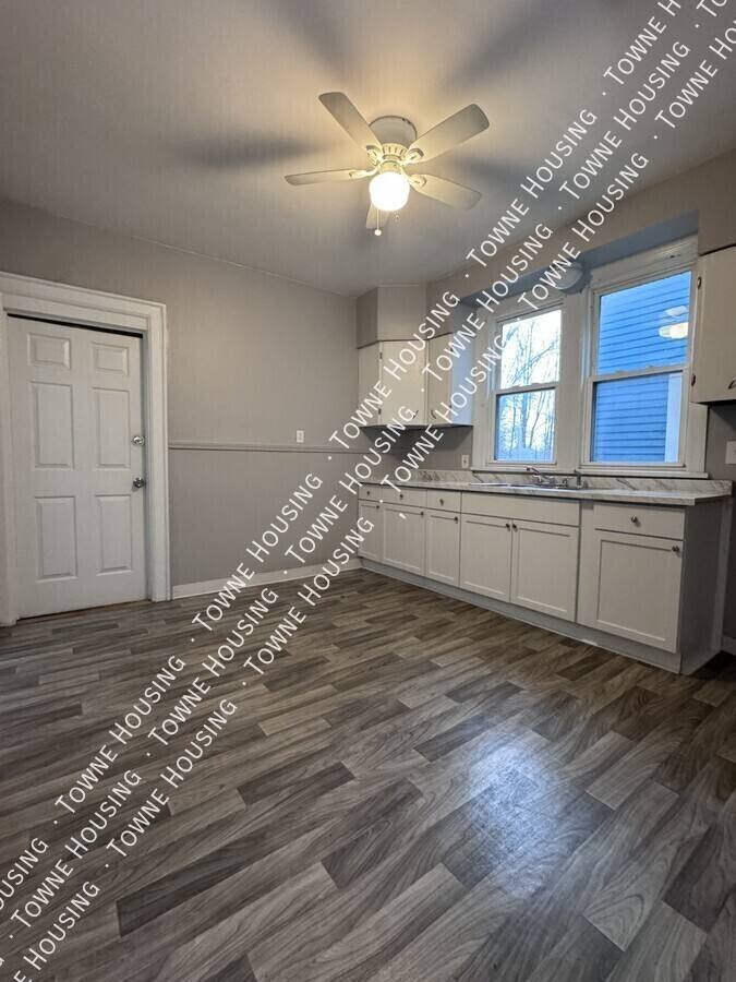 Apartment for rent at 39 Aldrich Place, Buffalo, NY 14208