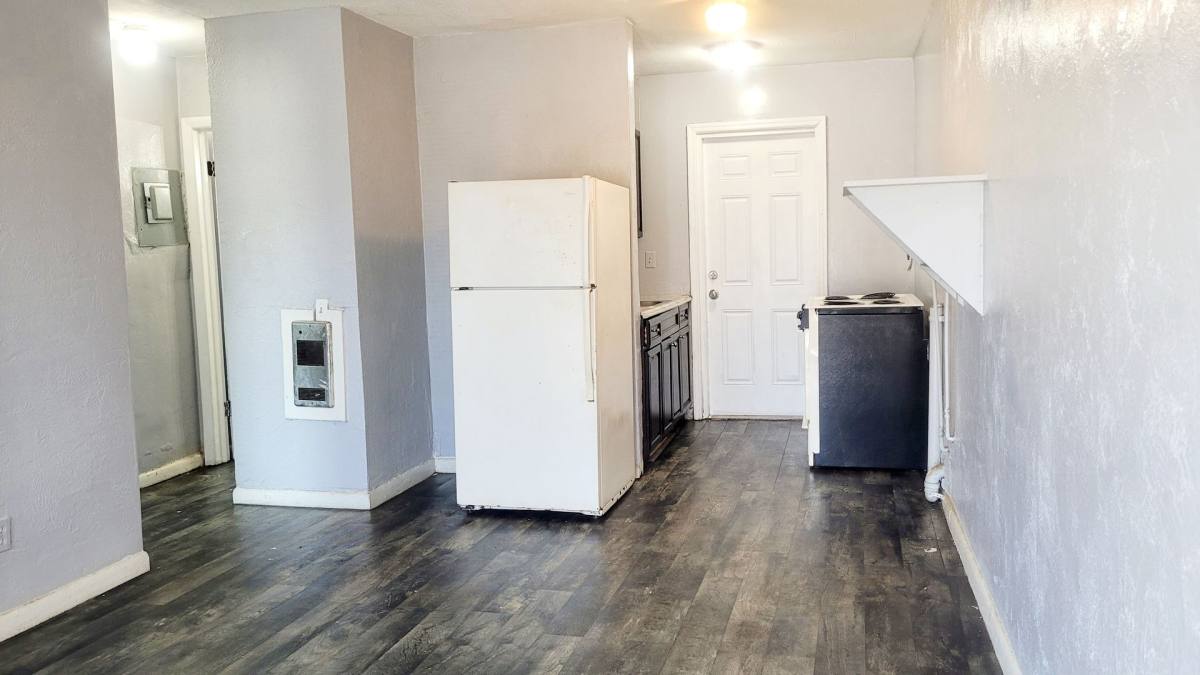 Apartment for rent at 430 N Charles St, Daytona Beach, FL 32114