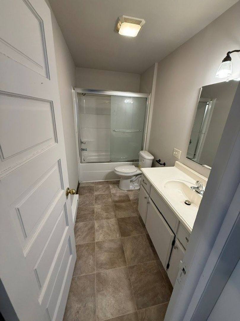 Apartment for rent at 113 Market St, Newport, PA 17074
