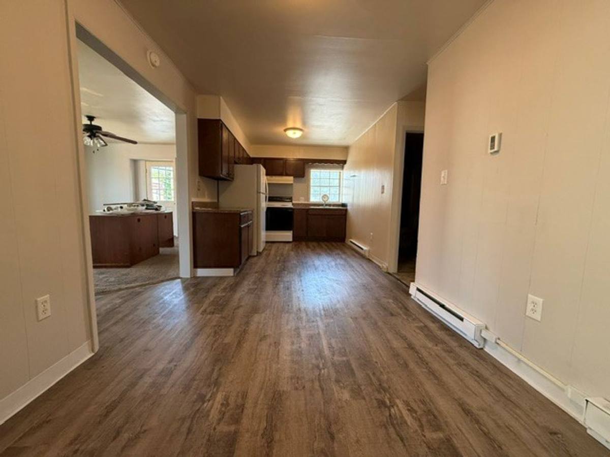 Apartment for rent at 113 Market St, Newport, PA 17074