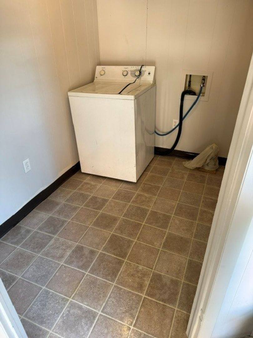 Apartment for rent at 113 Market St, Newport, PA 17074