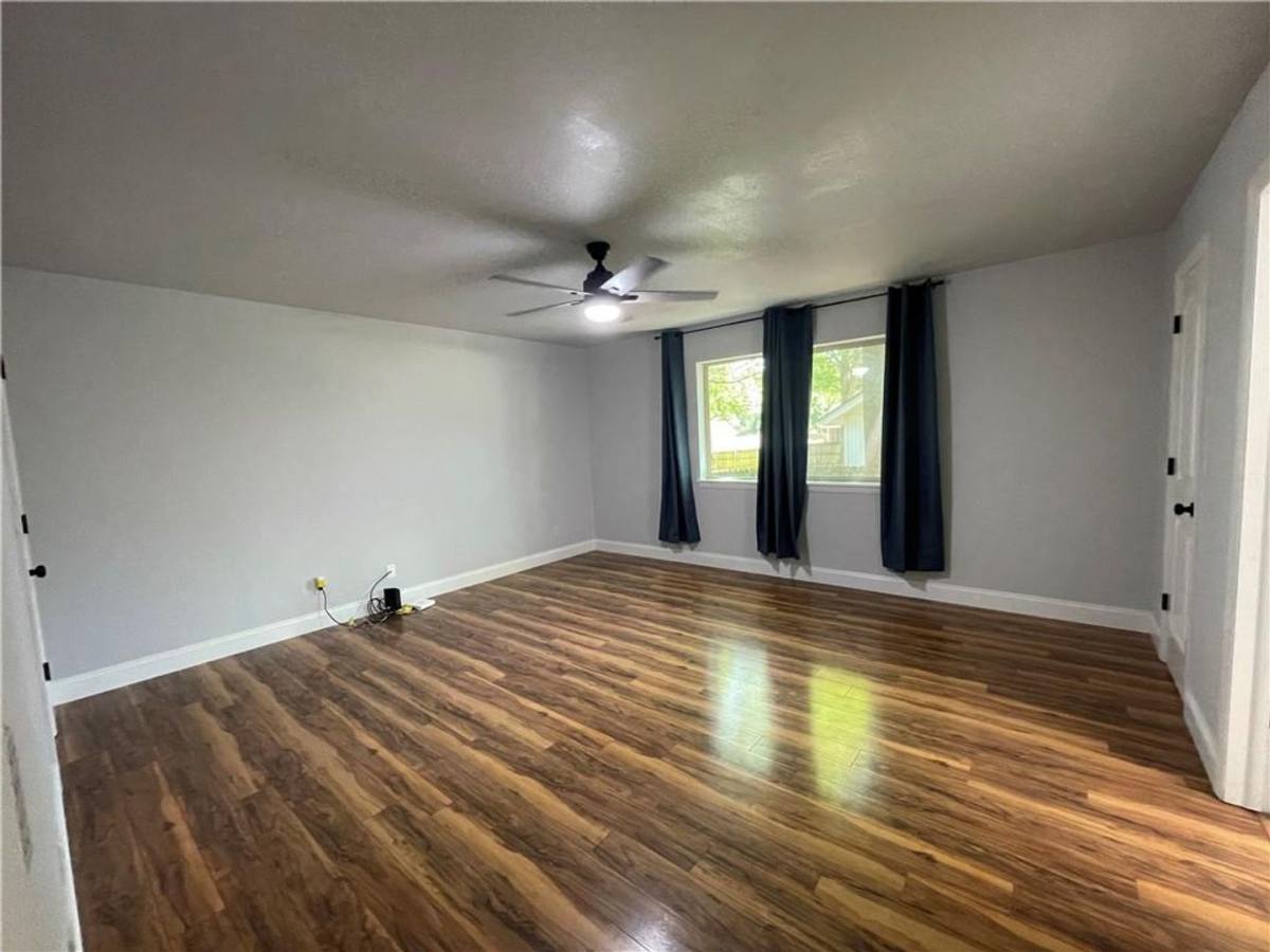 House for rent at 202 Lake Rd, Springdale, AR 72764