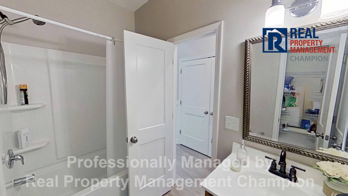 Townhouse for rent at 148 Lincoln Place Circle, Leland, NC 28451