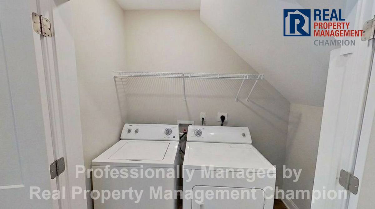 Townhouse for rent at 148 Lincoln Place Circle, Leland, NC 28451