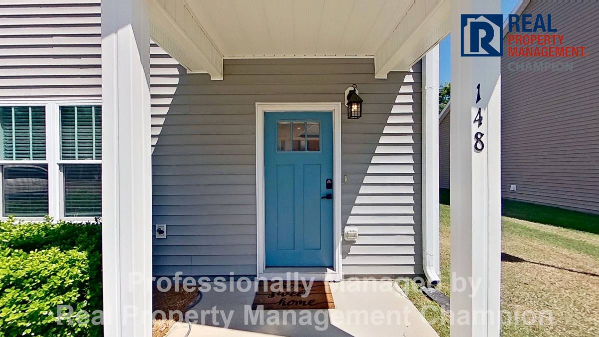 Townhouse for rent at 148 Lincoln Place Circle, Leland, NC 28451