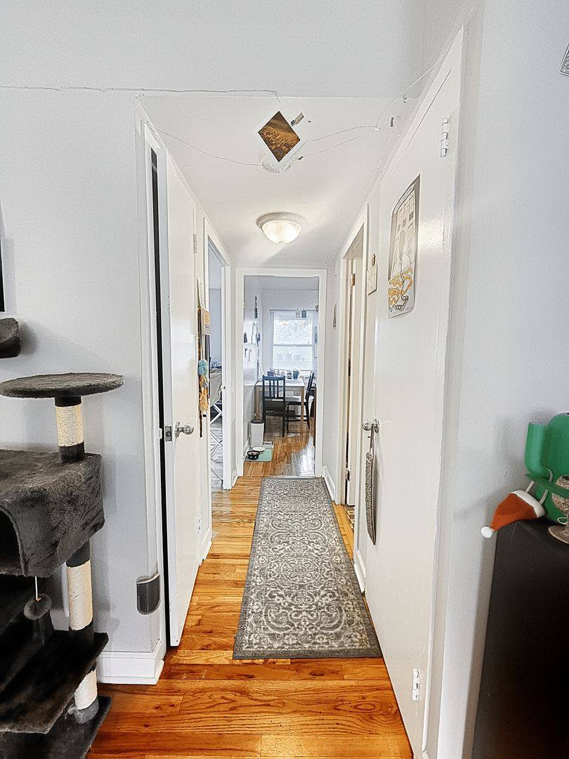 Apartment for rent at 2104-24 W Foster Ave, Chicago, IL 60625