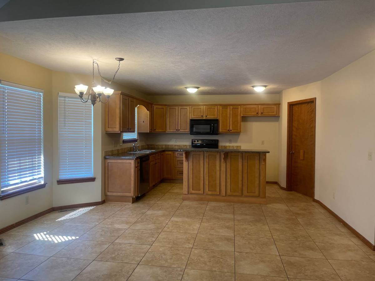 House for rent at 5282 E Blaine St, Springfield, MO 65802