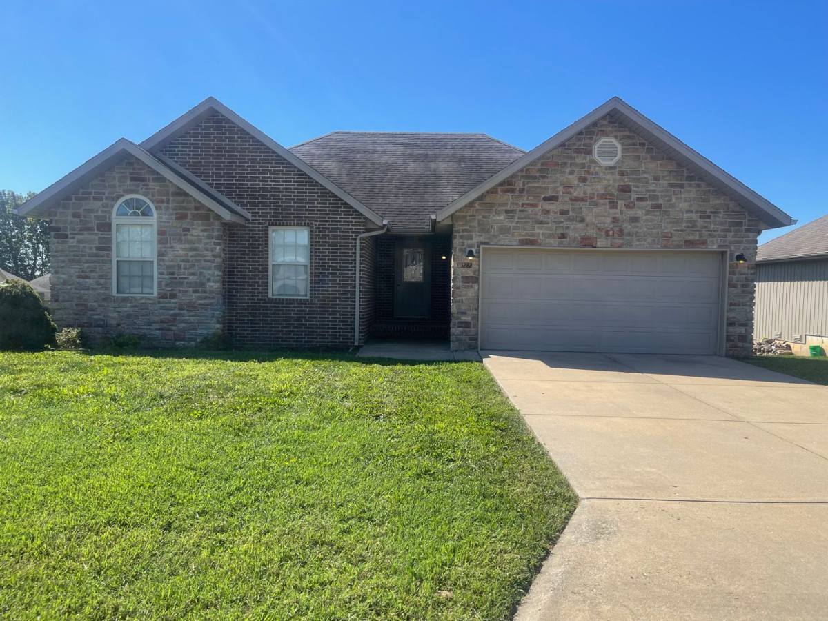 House for rent at 5282 E Blaine St, Springfield, MO 65802