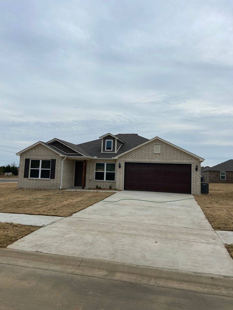 House for rent at 1765 Ryder St, Conway, AR 72032