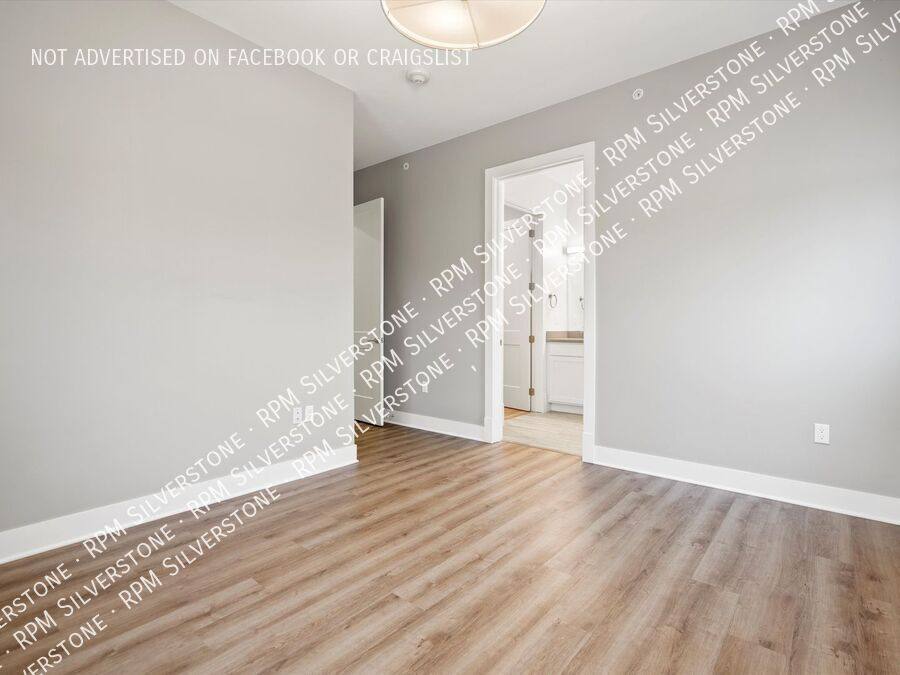 Apartment for rent at 1401 S Rochester Rd #CVL201 Cvl201, Rochester, MI 48307