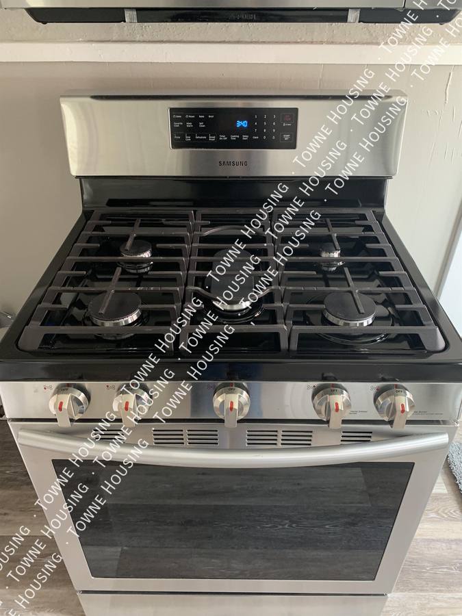Apartment for rent at 1139 Walden Ave, Buffalo, NY 14211