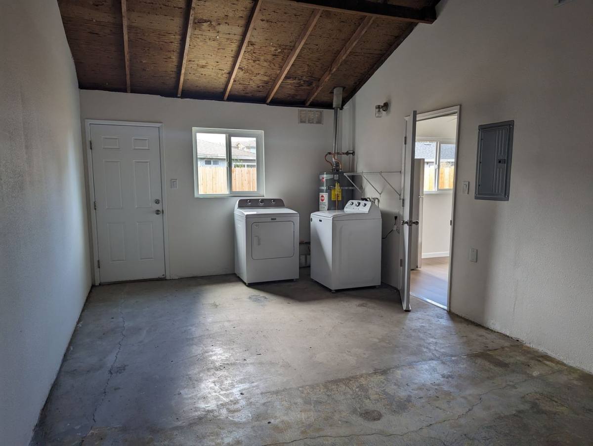 Apartment for rent at 20913 Royal Ave, Hayward, CA 94541