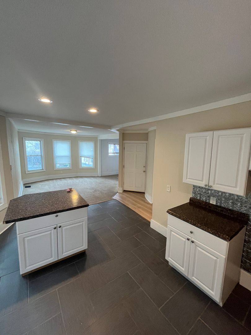 Apartment for rent at 12 Madison St, Rochester, NY 14608