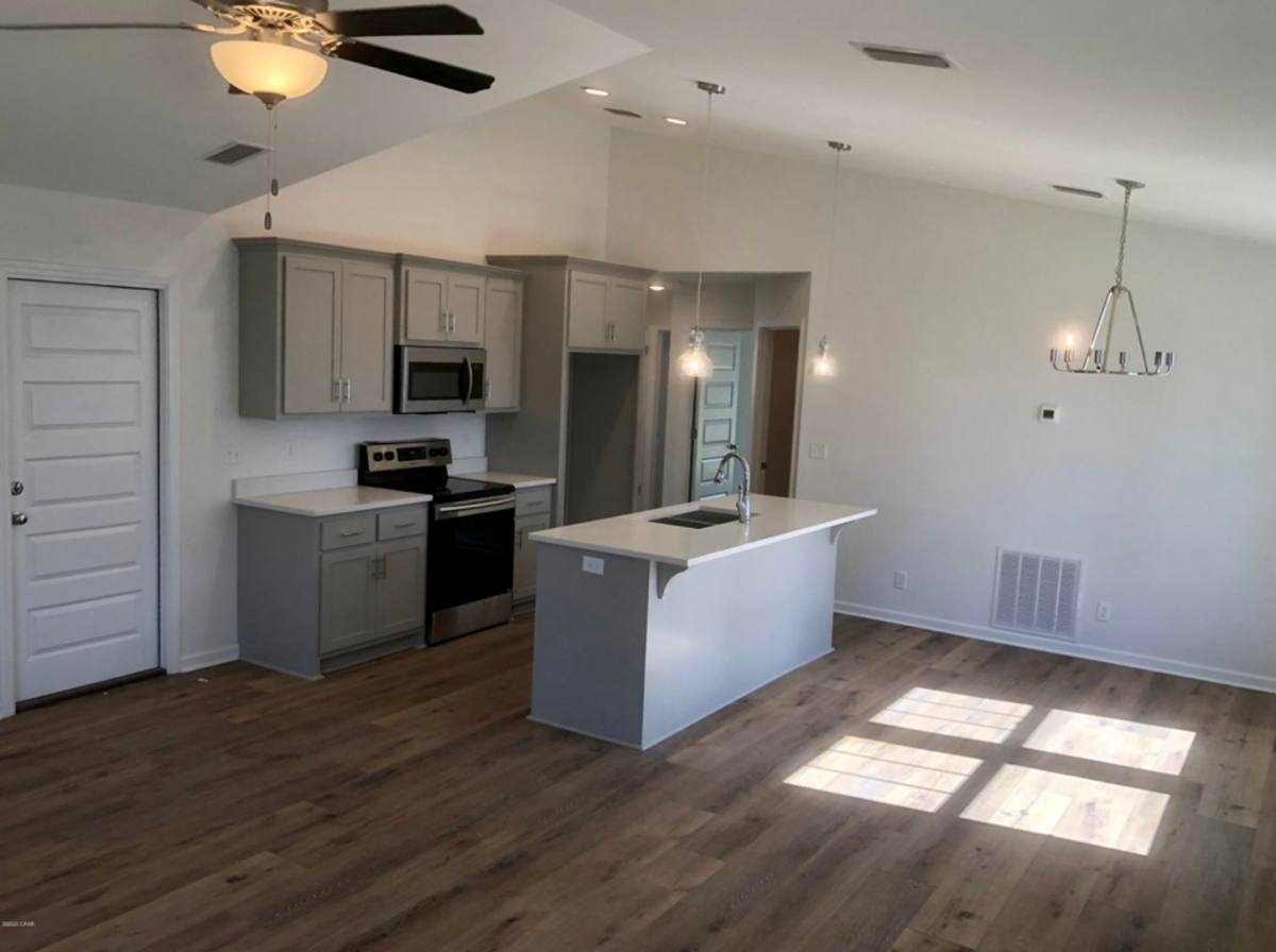 House for rent at 3733 Avon Rd, Panama City, FL 32404