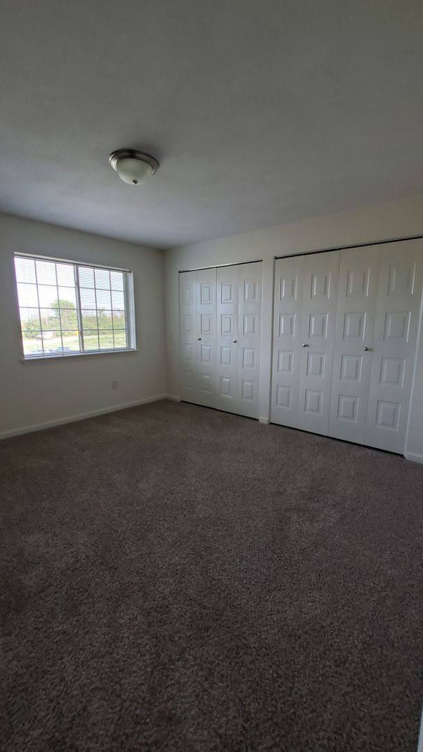 Apartment for rent at 4774 Buckley Rd, Liverpool, NY 13088