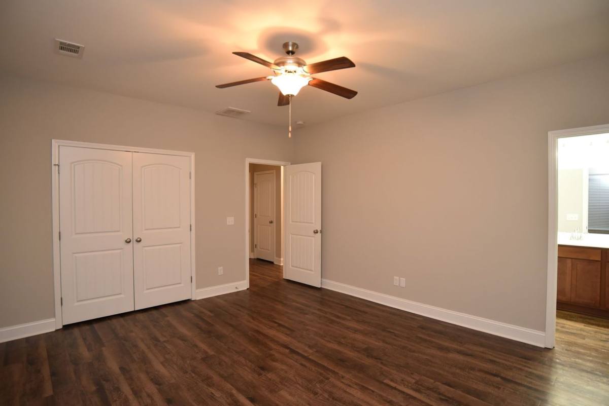 House for rent at 89 1st St, Richmond Hill, GA 31324