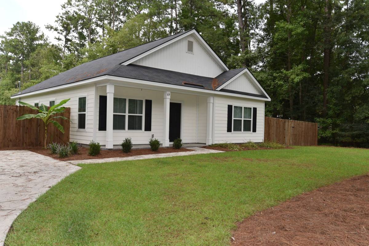 House for rent at 89 1st St, Richmond Hill, GA 31324