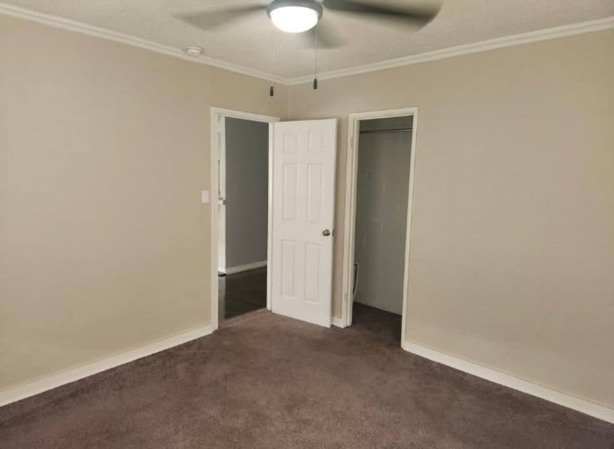 Apartment for rent at 1326 Barry St, Oxford, AL 36203