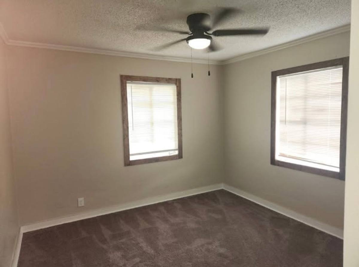 Apartment for rent at 1326 Barry St, Oxford, AL 36203