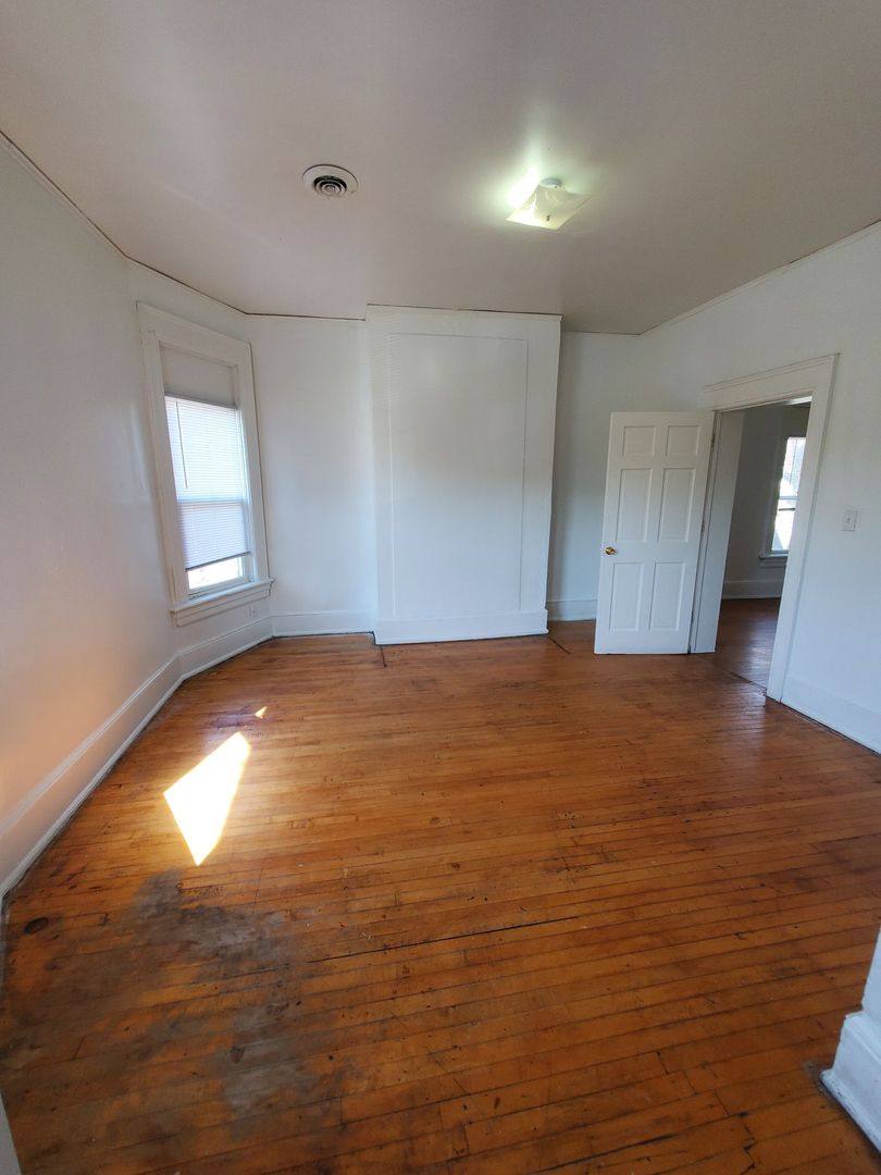 Apartment for rent at 2478-2480 W Juneau Ave, Milwaukee, WI 53233
