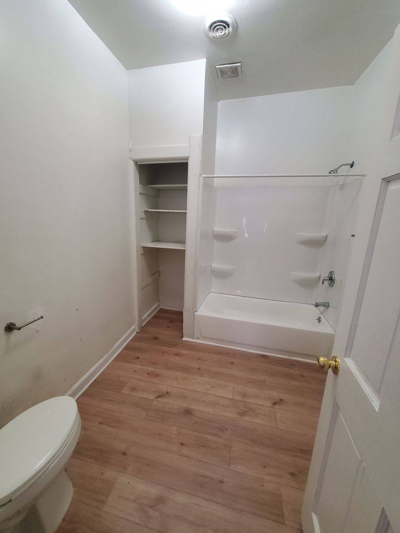 Apartment for rent at 2478-2480 W Juneau Ave, Milwaukee, WI 53233