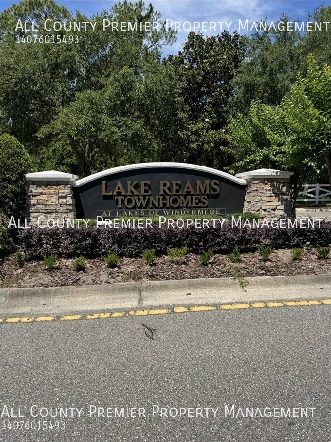Townhouse for rent at 13014 Langstaff Dr, Windermere, FL 34786